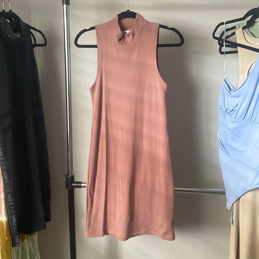 Abercrombie and Finch blush dress
